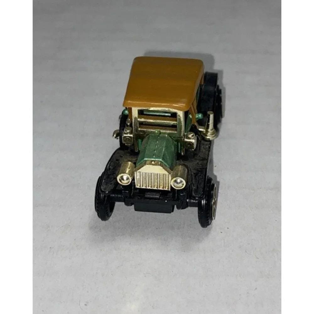 Lot of 2 Collectible Diecast Toy Vehicles '39 Ward‎ LaFrance #430 & Model T #304